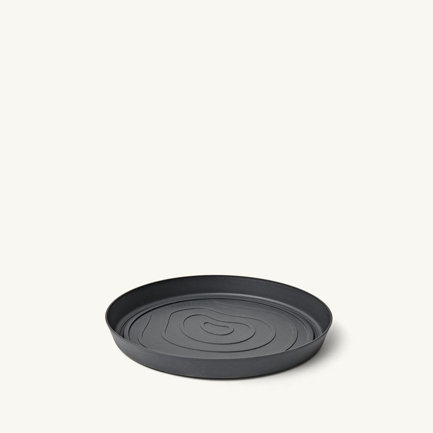 ქოთნის თეფში „ორმა“ ⌀17/21/25სმ, მუქი ნაცრისფერი