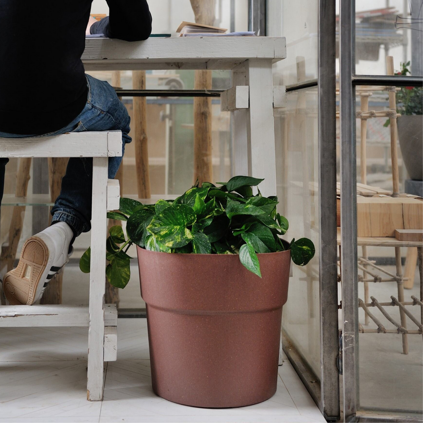 Flowerpot ANDROMEDA 28cm ROSEWOOD