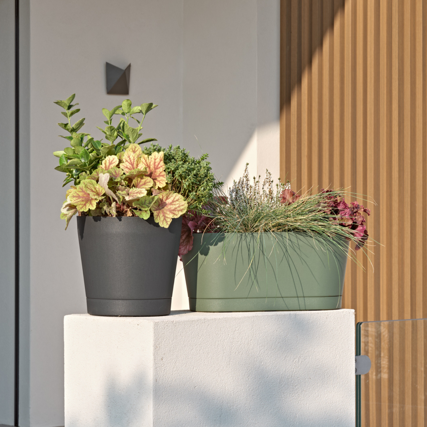 ქოთანი „ორიონი“ ⌀19/24/29სმ, მუქი ნაცრისფერი