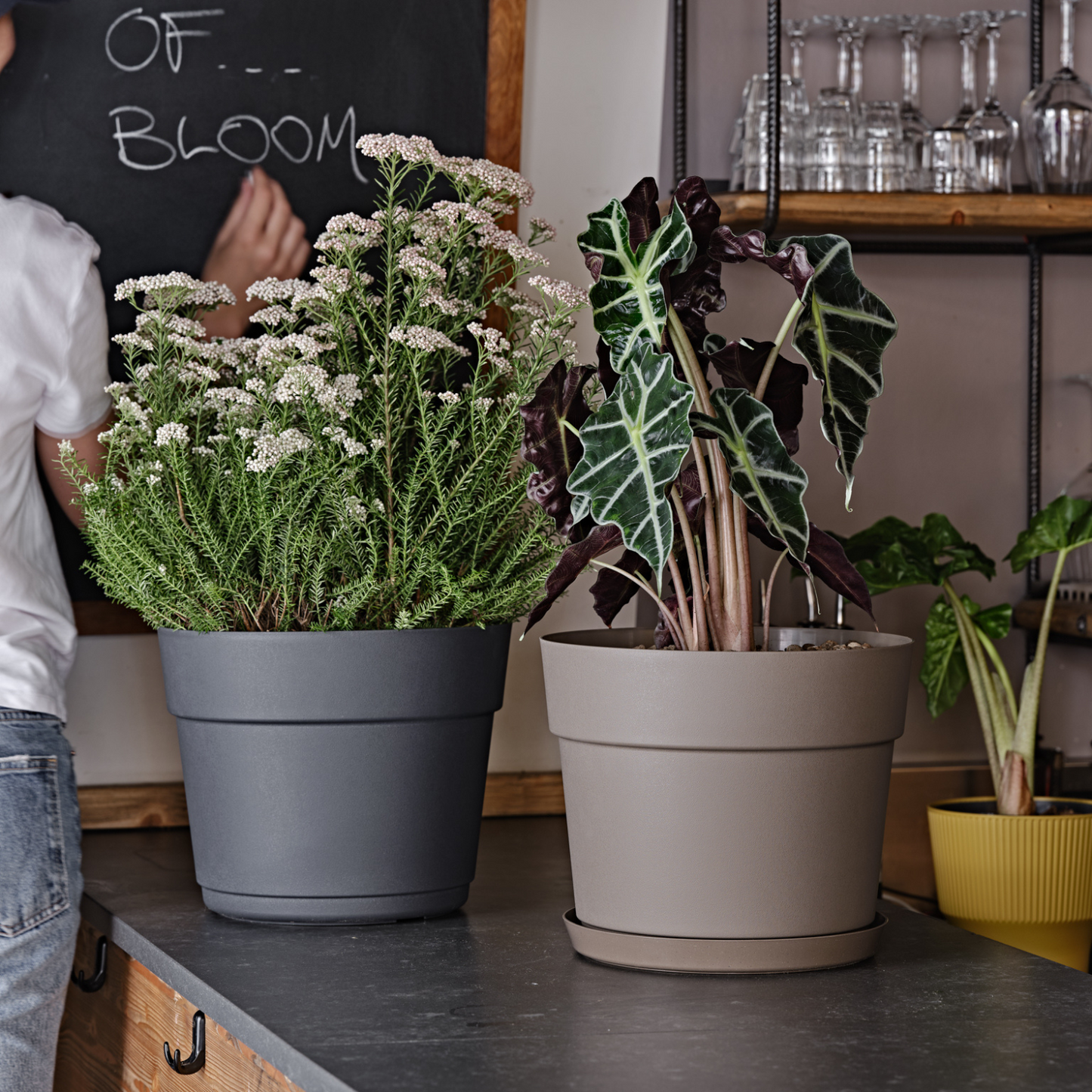 ქოთანი „ბლუმი“ ⌀19/24/29სმ, მუქი ნაცრისფერი