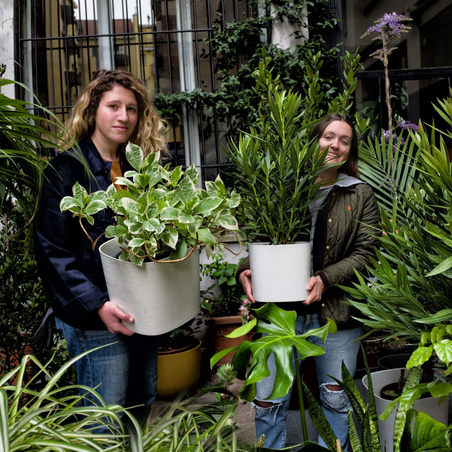 ქოთანი „კაპრი“ 19/24სმ, თეთრი