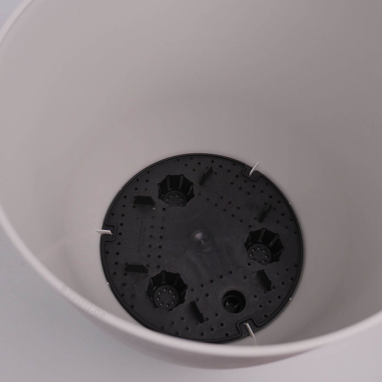 ქოთანი „ოვერი" ⌀28/38/48სმ, თეთრი