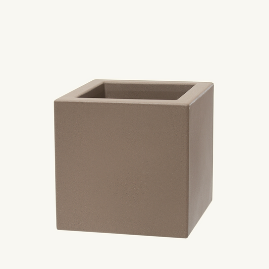 ქოთანი „სკიო კუბი" 40სმ, რძიანი ყავისფერი